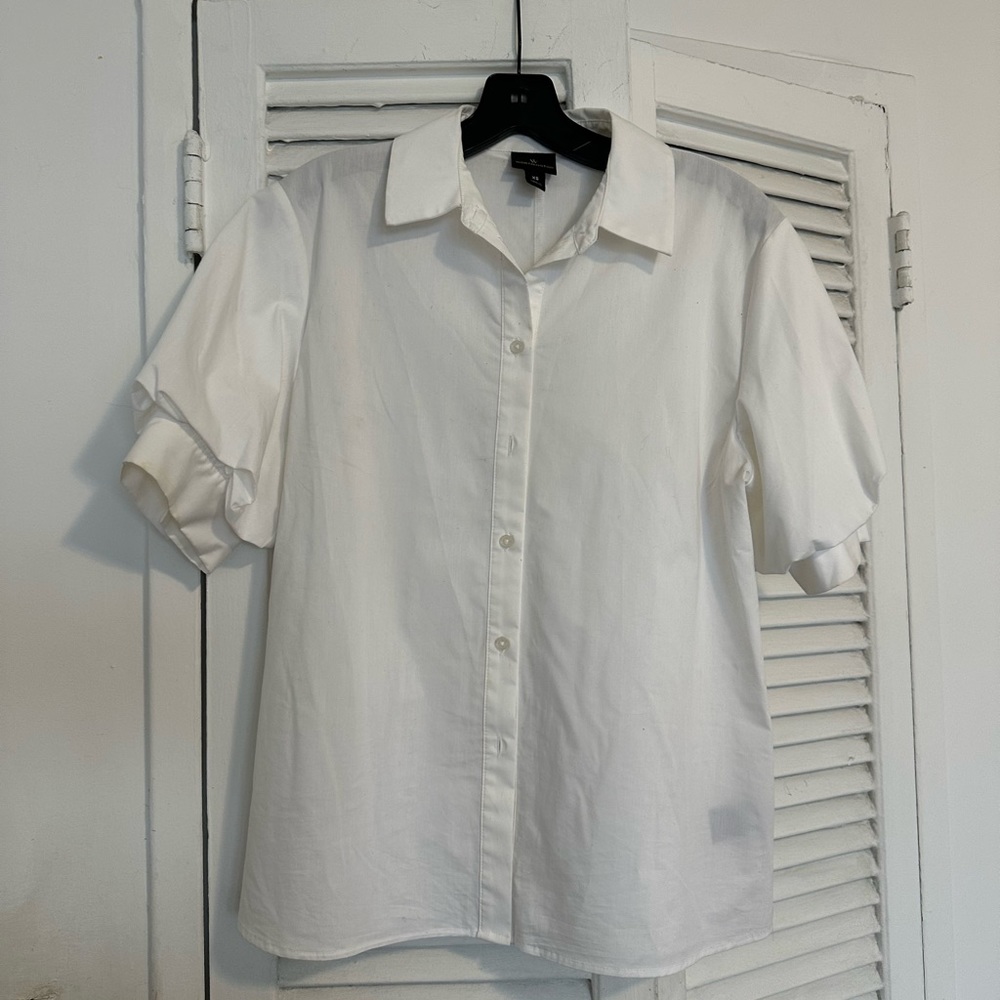 Worthington Womens Short Sleeve Blouse lovely sleeves Size XS never worn
